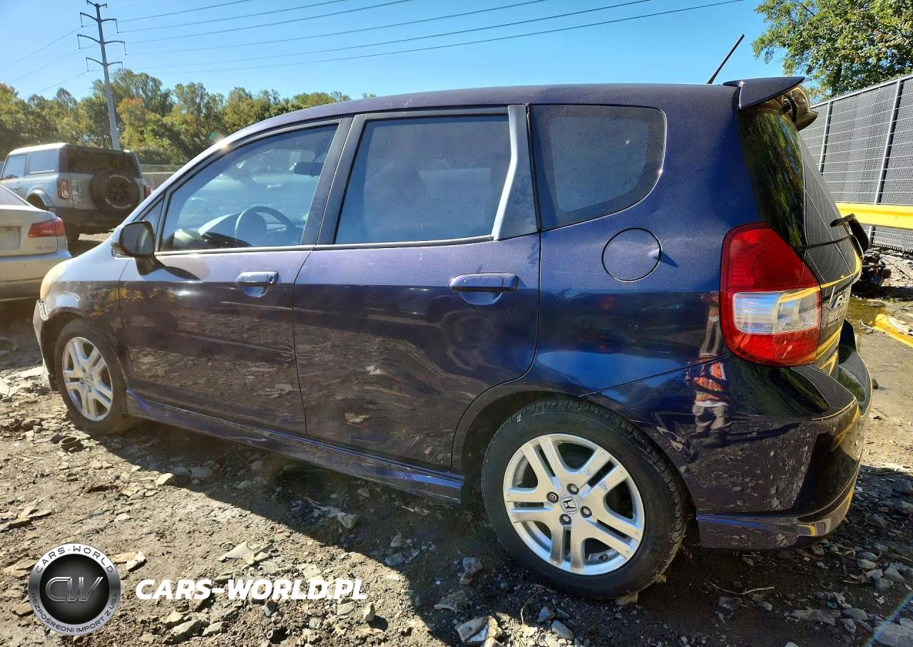 2008 Honda Fit Sport VIN:JHMGD38618S015182 - 2