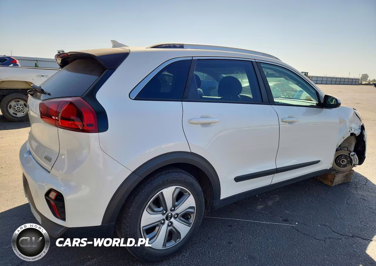 2020 Kia Niro Lx VIN:KNDCB3LC9L5368568 - 3