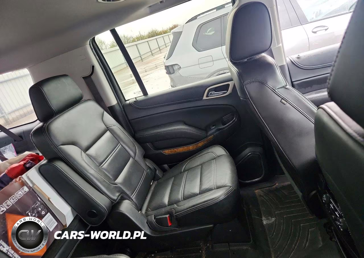 2017 GMC Yukon Xl Denali VIN:1GKS1HKJ9HR199877 - 10