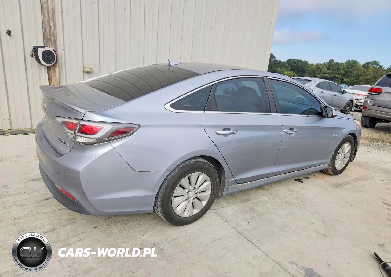 2016 Hyundai Sonata Hybrid Se VIN:KMHE24L12GA019936 - 3