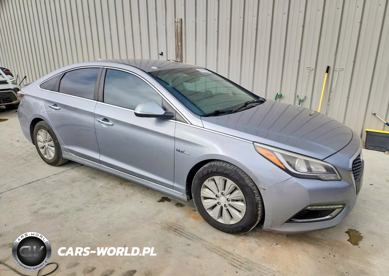 2016 Hyundai Sonata Hybrid Se VIN:KMHE24L12GA019936 - 4