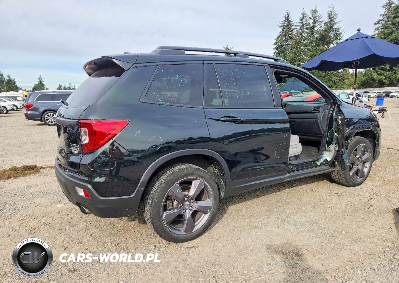 2020 Honda Passport Touring VIN:5FNYF8H90LB011573 - 3