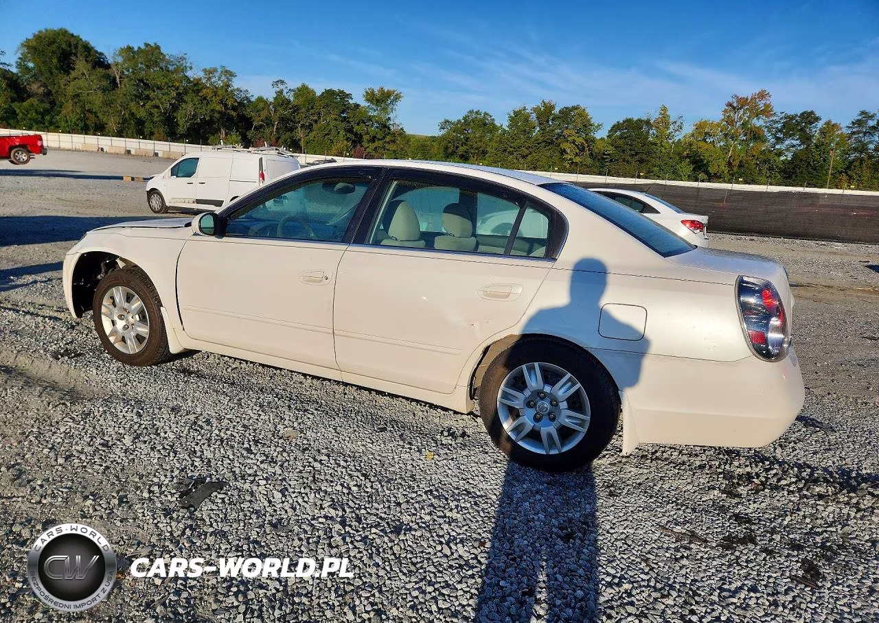 2005 Nissan Altima 2.5 VIN:1N4AL11E75C378579 - 2