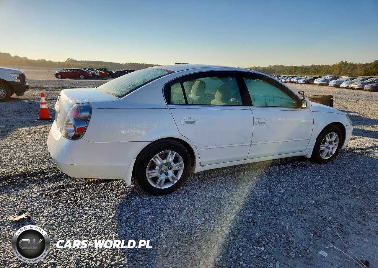 2005 Nissan Altima 2.5 VIN:1N4AL11E75C378579 - 3