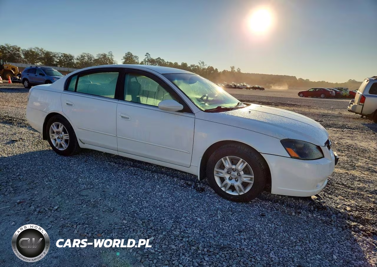 2005 Nissan Altima 2.5 VIN:1N4AL11E75C378579 - 4