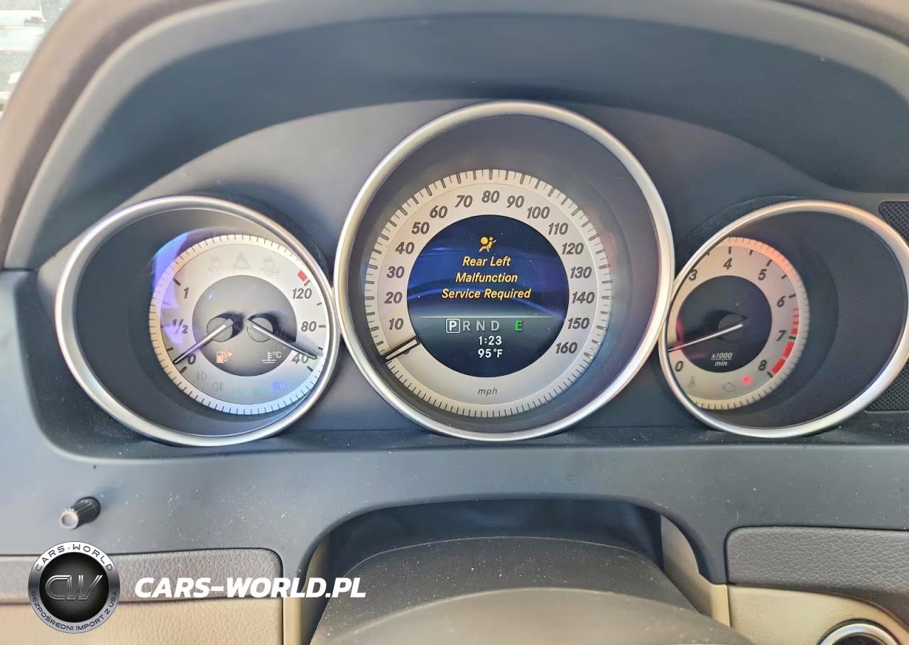 2014 Mercedes-Benz C 300 4Matic VIN:WDDGF8ABXEG198828 - 9