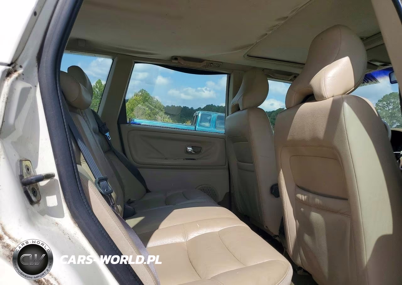 2000 Volvo V70 Base VIN:YV1LW61J5Y2708888 - 10