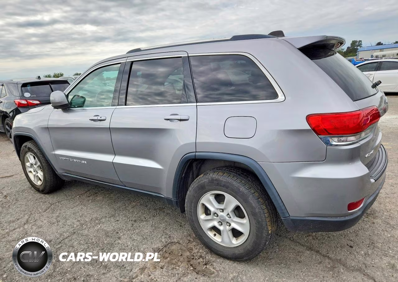 2016 Jeep Grand Cherokee Laredo VIN:1C4RJFAG0GC456611 - 2