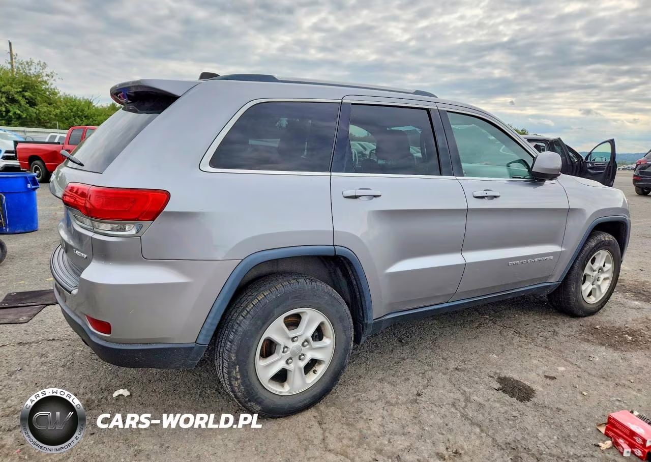 2016 Jeep Grand Cherokee Laredo VIN:1C4RJFAG0GC456611 - 3