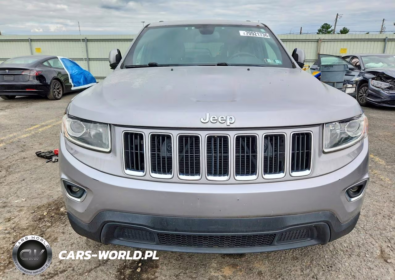2016 Jeep Grand Cherokee Laredo VIN:1C4RJFAG0GC456611 - 5