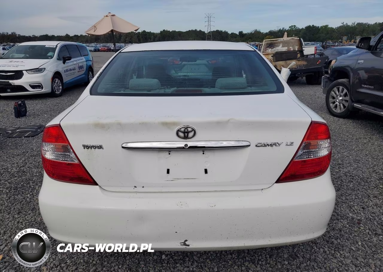 2002 Toyota Camry Le VIN:JTDBE32K320128469 - 6