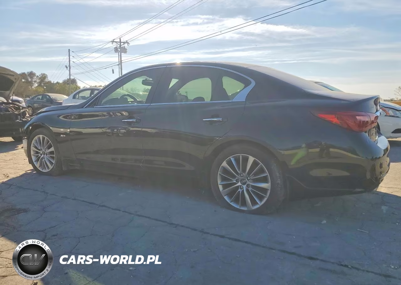 2018 Infiniti Q50 Luxe VIN:JN1EV7AR4JM439454 - 2