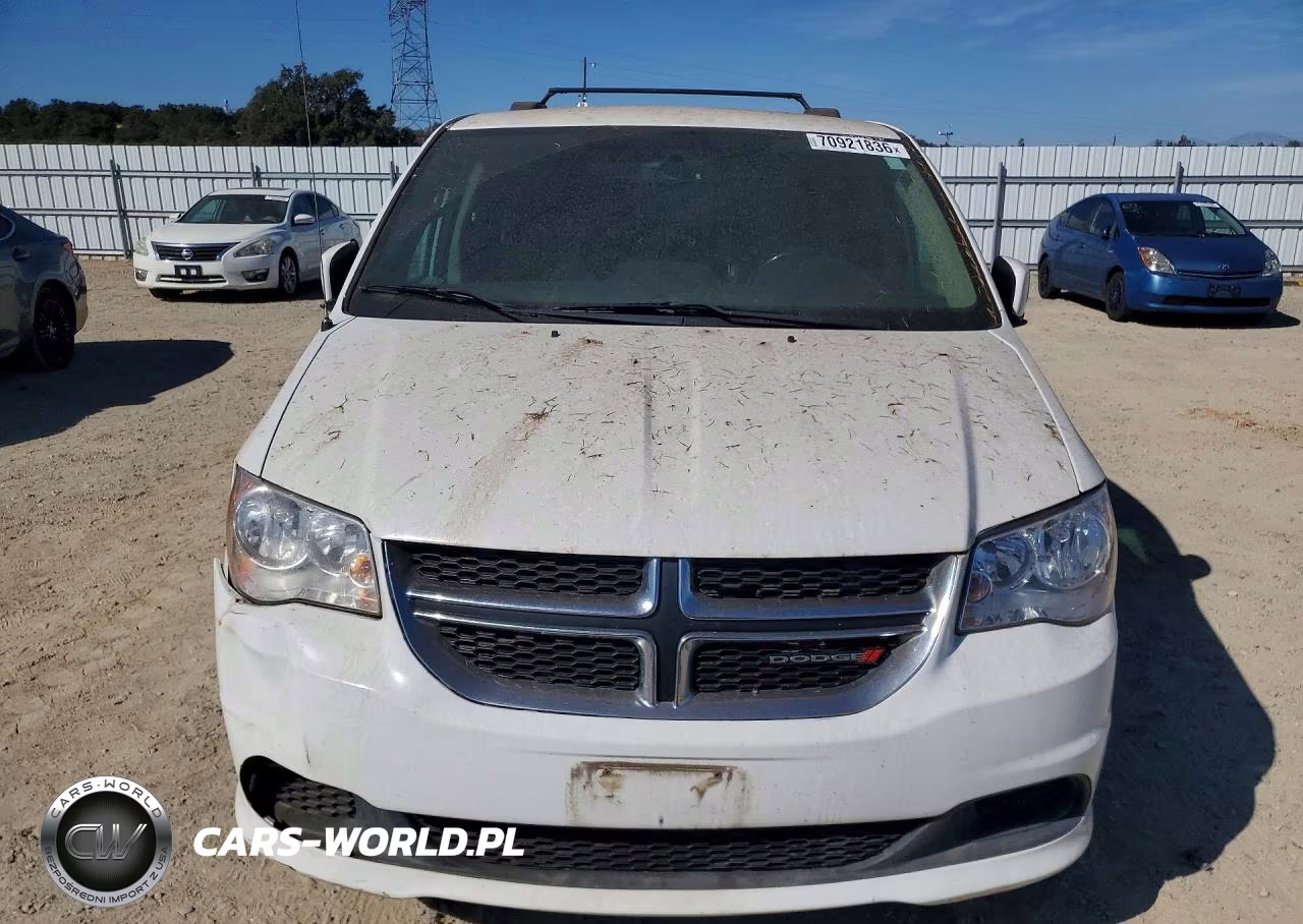 2016 Dodge Grand Caravan Sxt VIN:2C4RDGCG8GR194869 - 5