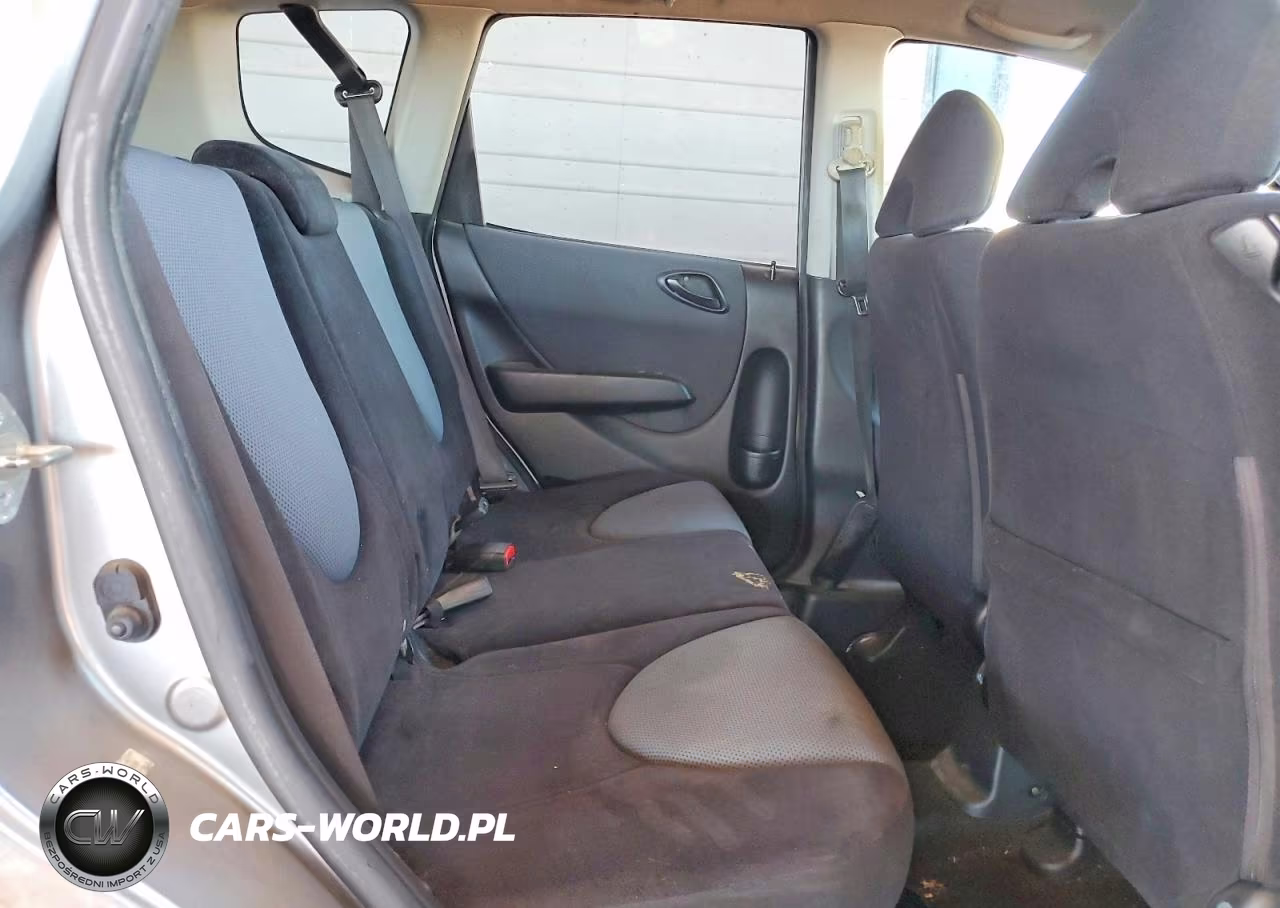2007 Honda Fit VIN:JHMGD37457S064335 - 10