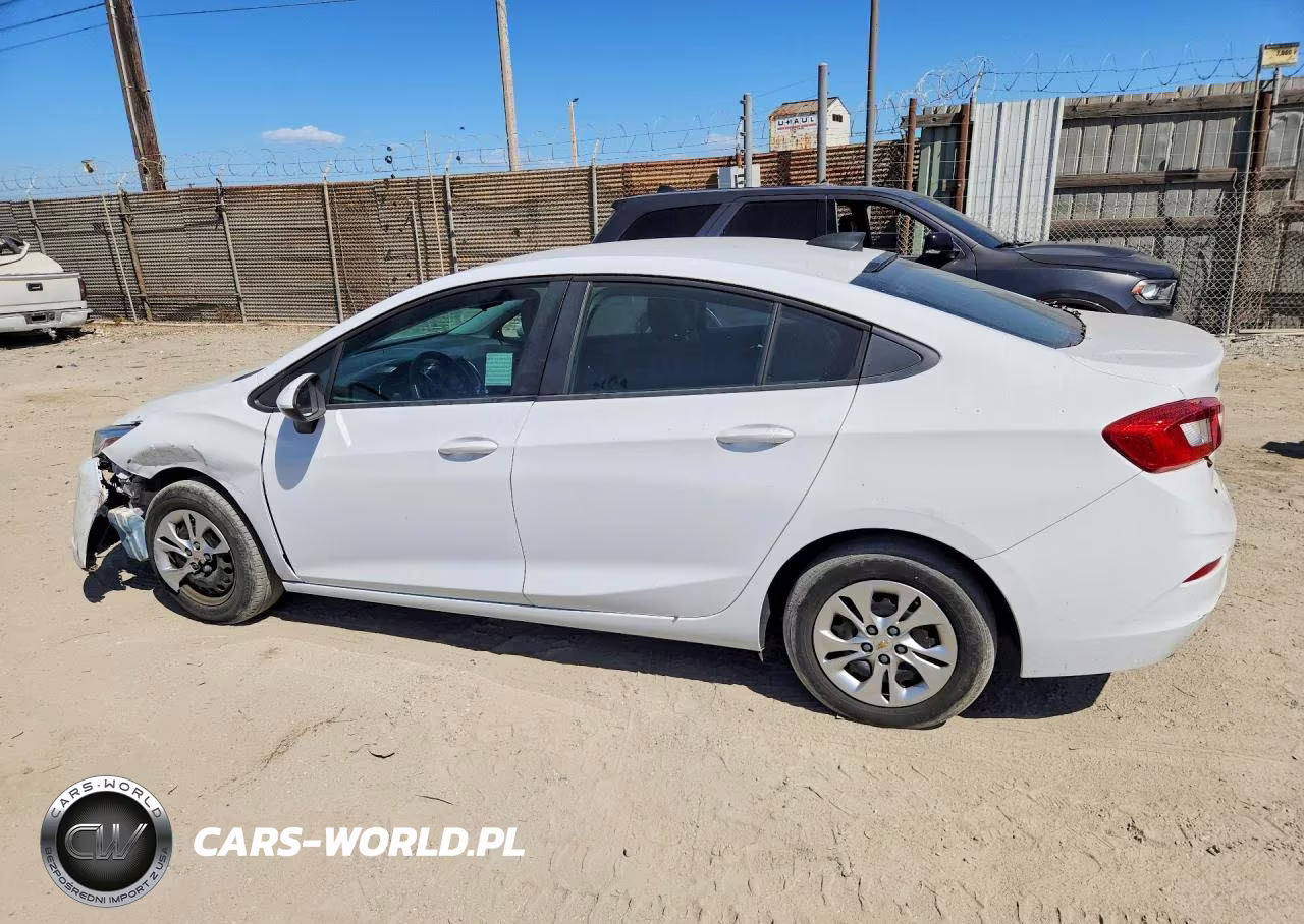 2019 Chevrolet Cruze Ls VIN:1G1BC5SM2K7150577 - 2