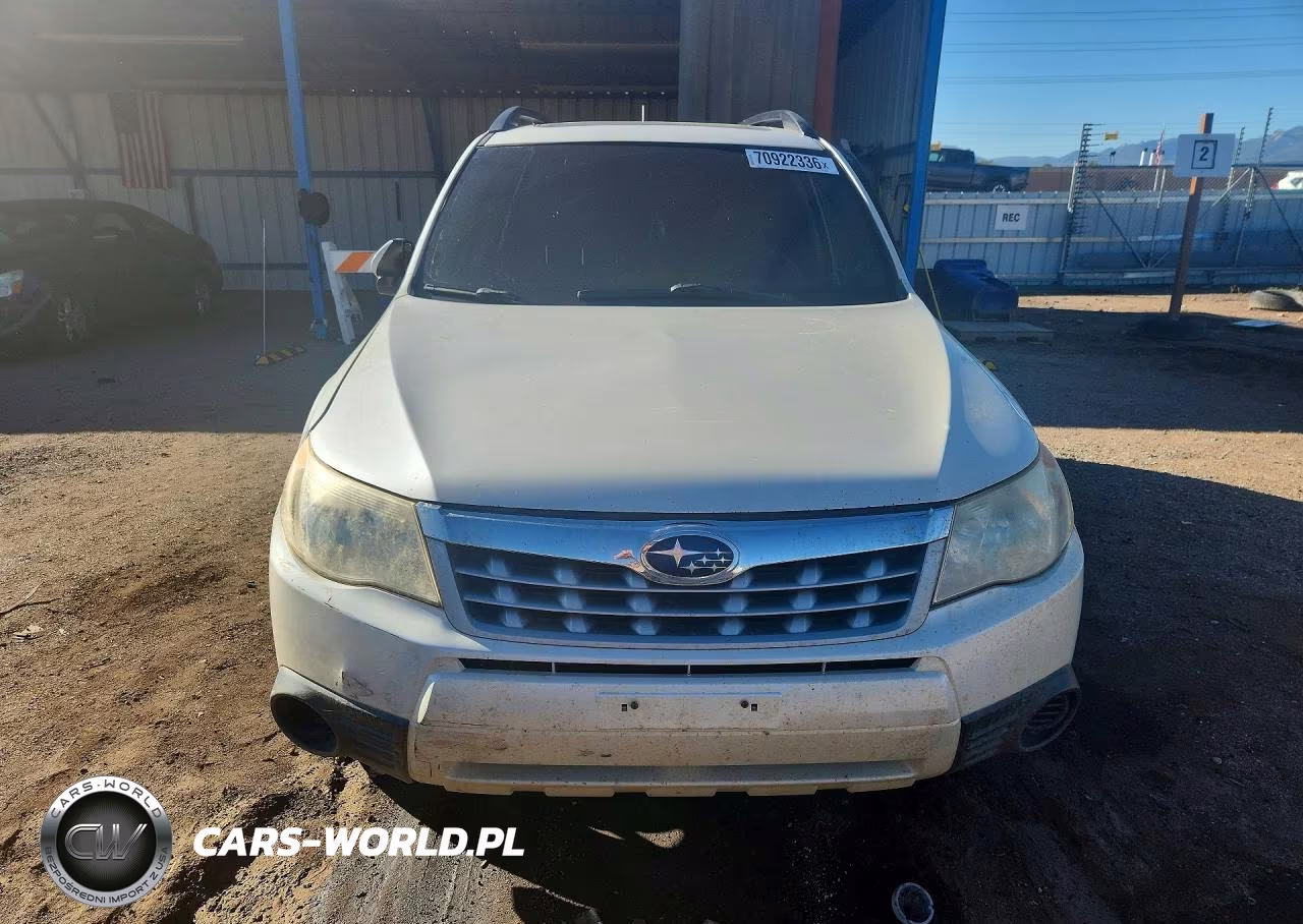 2013 Subaru Forester 2.5X Premium VIN:JF2SHADC8DH434817 - 5
