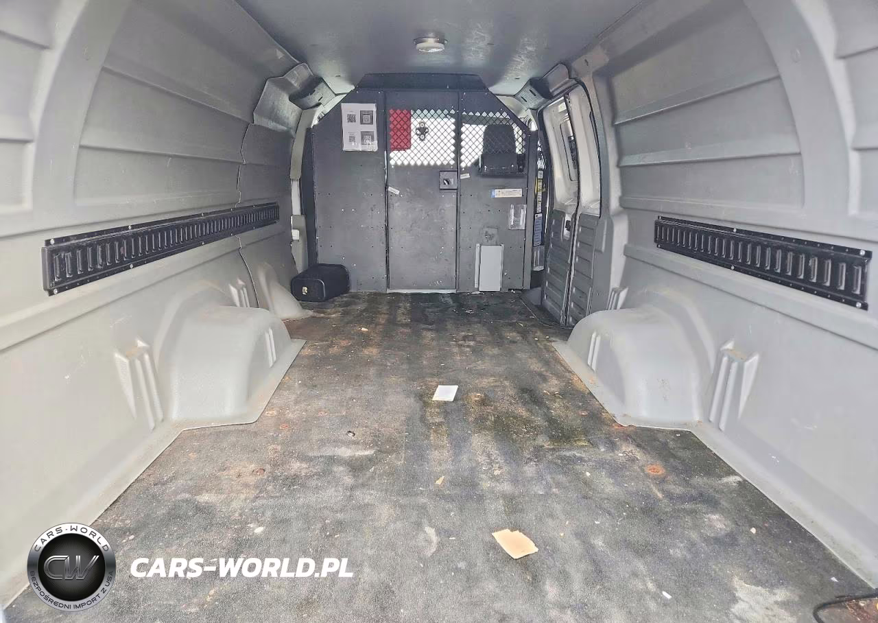 2013 Ford E150 Delivery Van VIN:1FTNS1EW6DDA33831 - 10