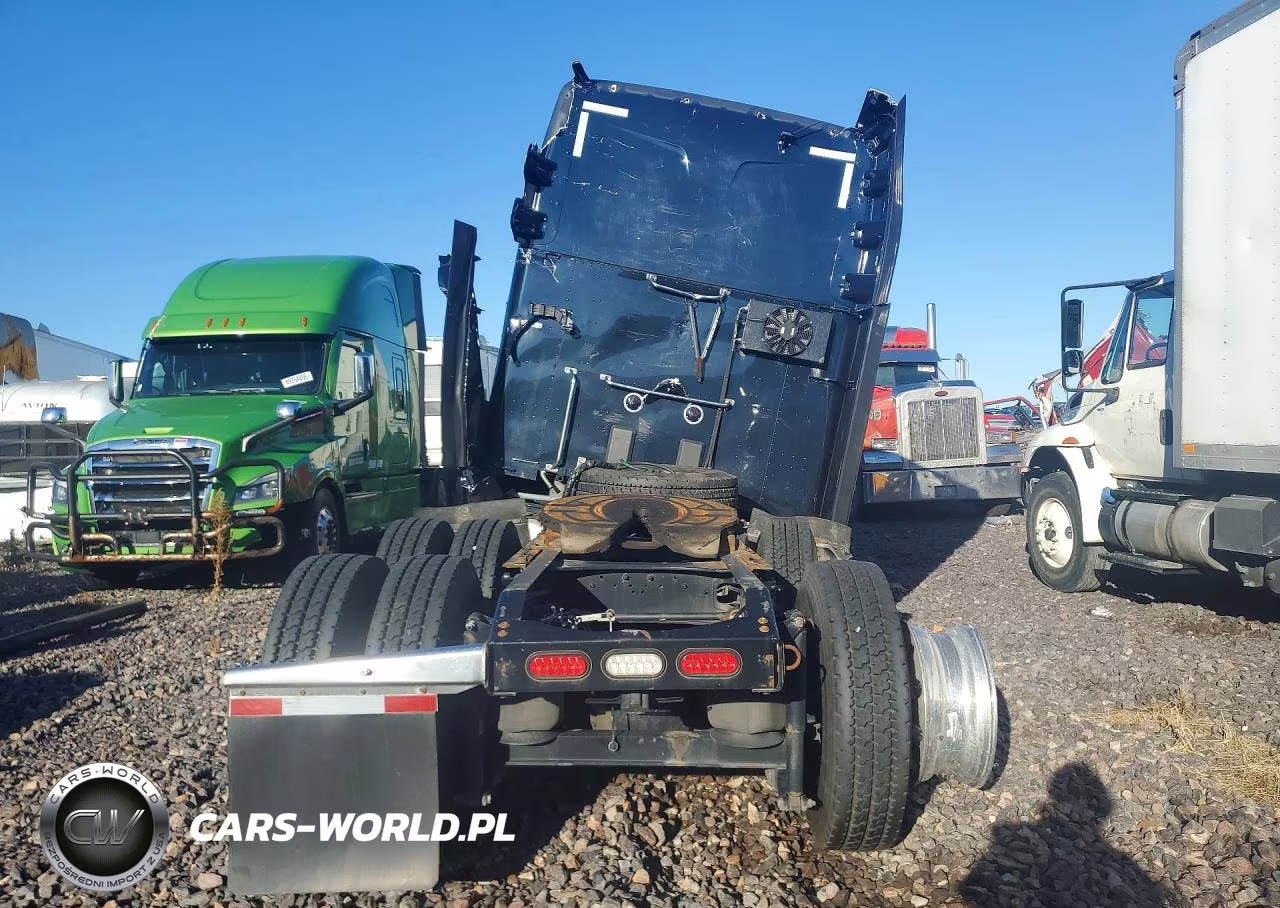 2021 Peterbilt 579 Semi Truck VIN:1XPBDP9X3MD753881 - 6