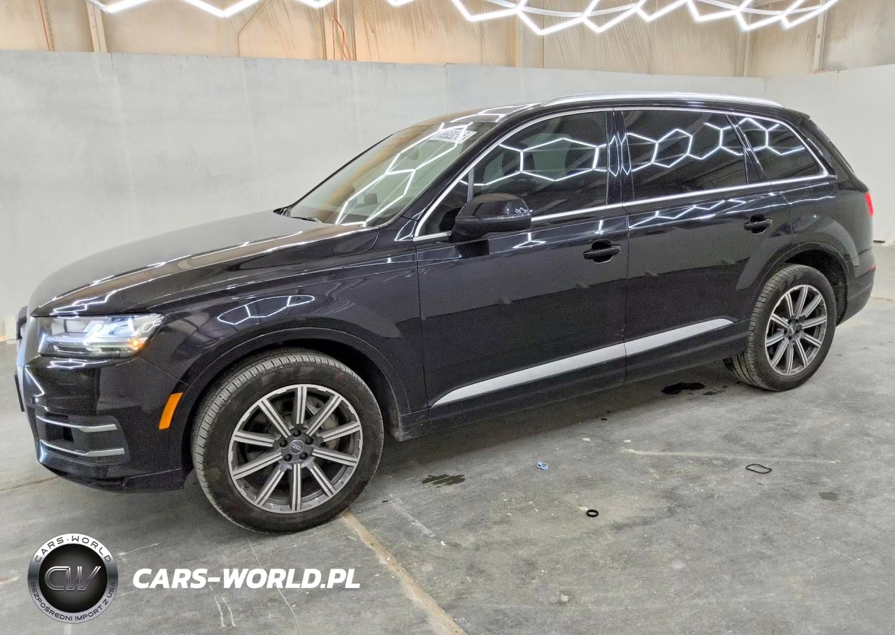 2017 Audi Q7 Premium Plus VIN:WA1LAAF71HD056354 - 1
