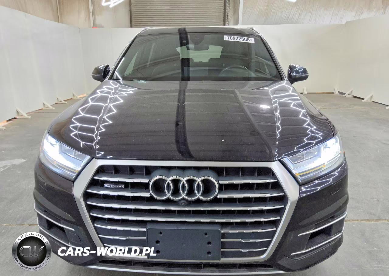 2017 Audi Q7 Premium Plus VIN:WA1LAAF71HD056354 - 5