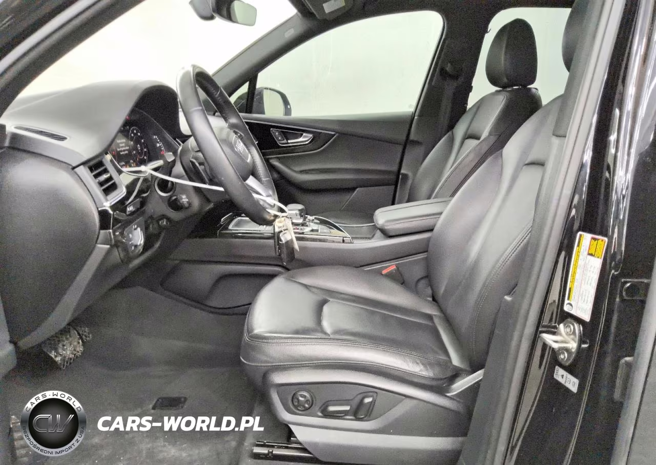 2017 Audi Q7 Premium Plus VIN:WA1LAAF71HD056354 - 7
