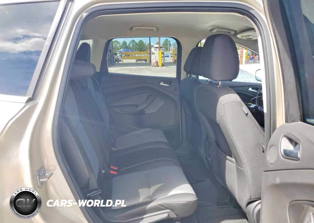 2017 Ford Escape Se VIN:1FMCU9GD1HUC57702 - 11