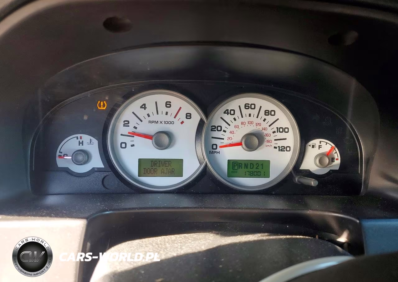 2007 Ford Escape Limited VIN:1FMCU04107KB99257 - 9