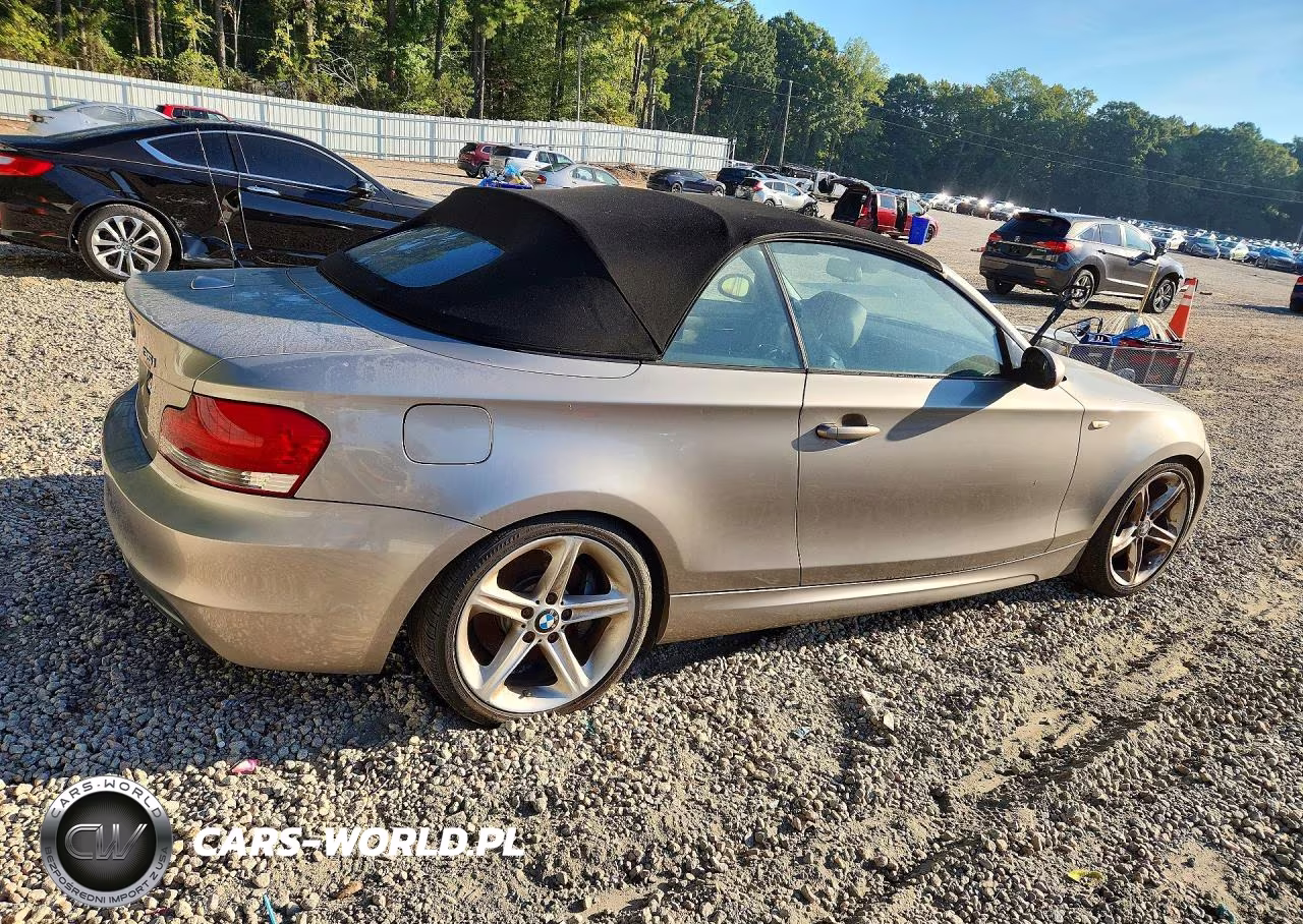 2009 BMW 135 I VIN:WBAUN93589VK40084 - 3