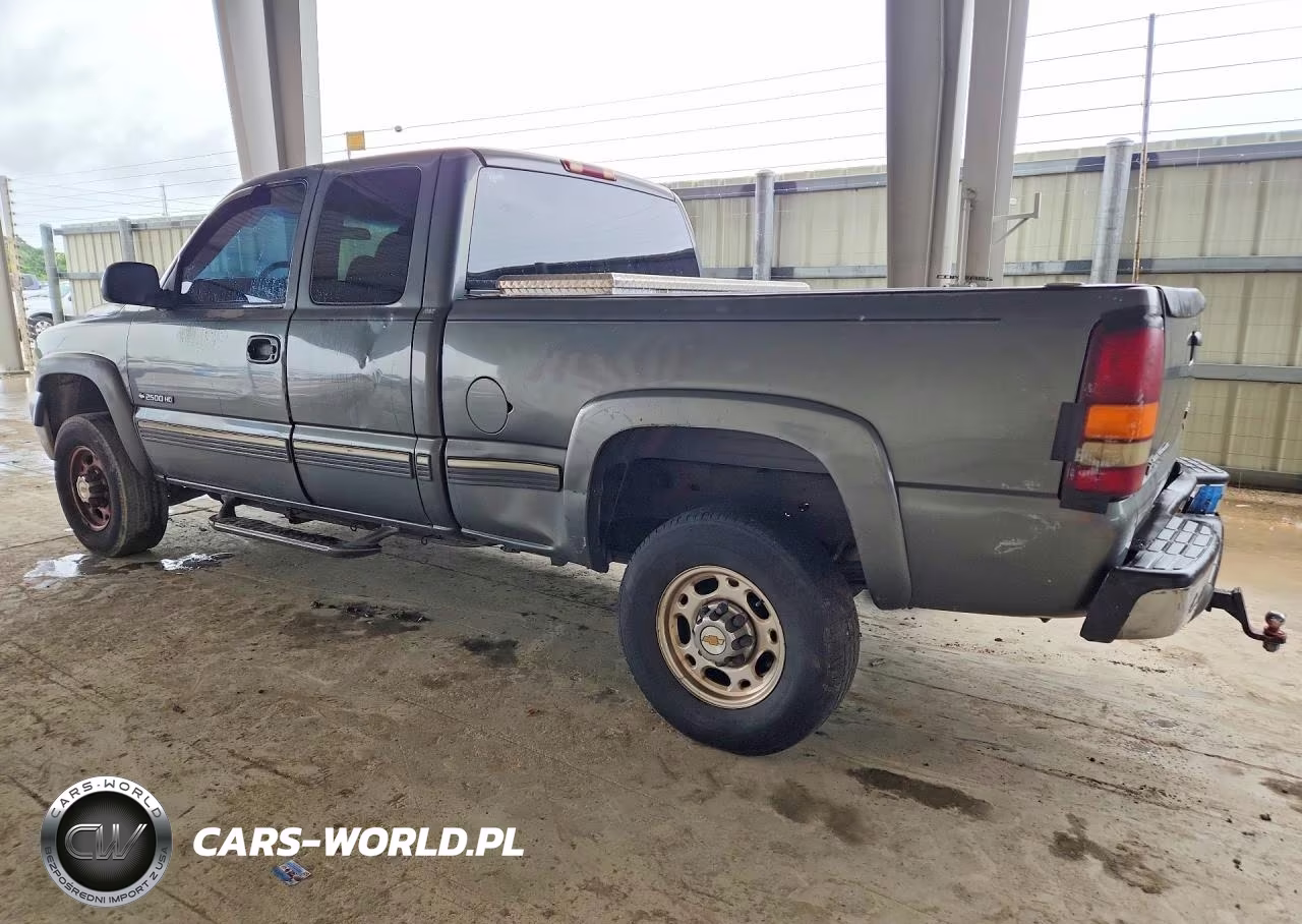2001 Chevrolet Silverado C2500 Heavy Duty VIN:1GCHC29U31E213623 - 2