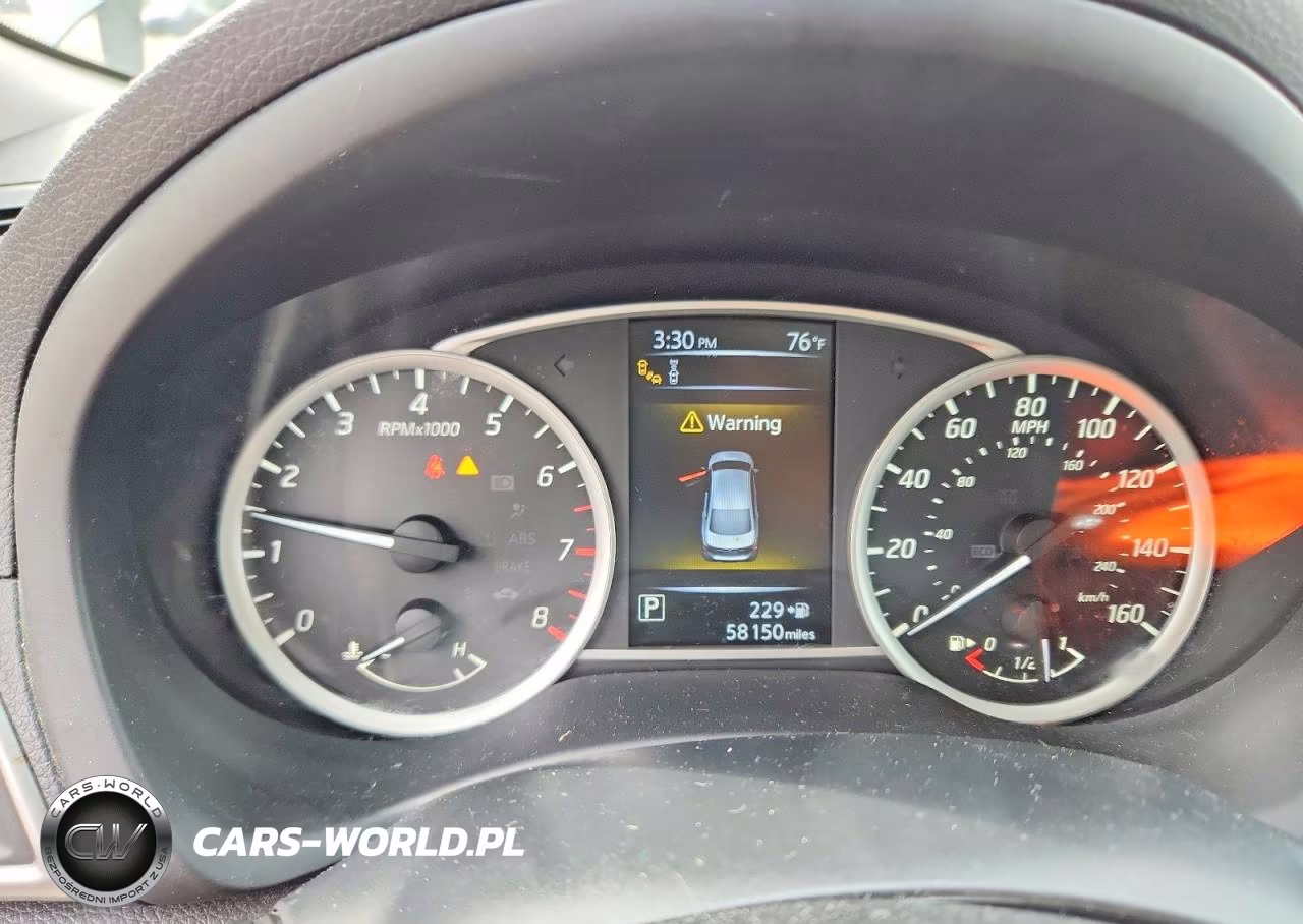 2018 Nissan Sentra Sr Turbo VIN:3N1CB7AP5JY230624 - 9