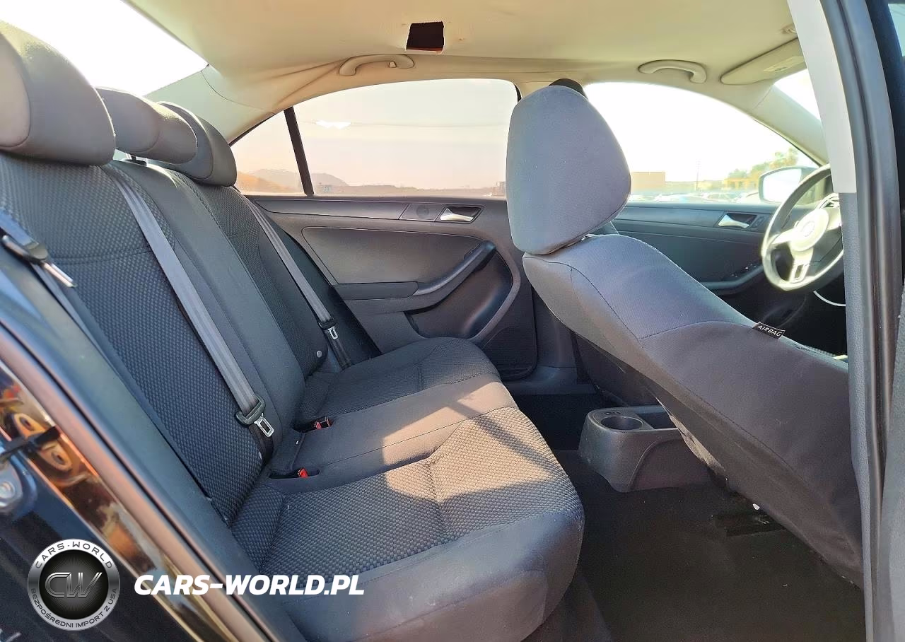 2011 Volkswagen Jetta Base VIN:3VW2K7AJXBM300533 - 10