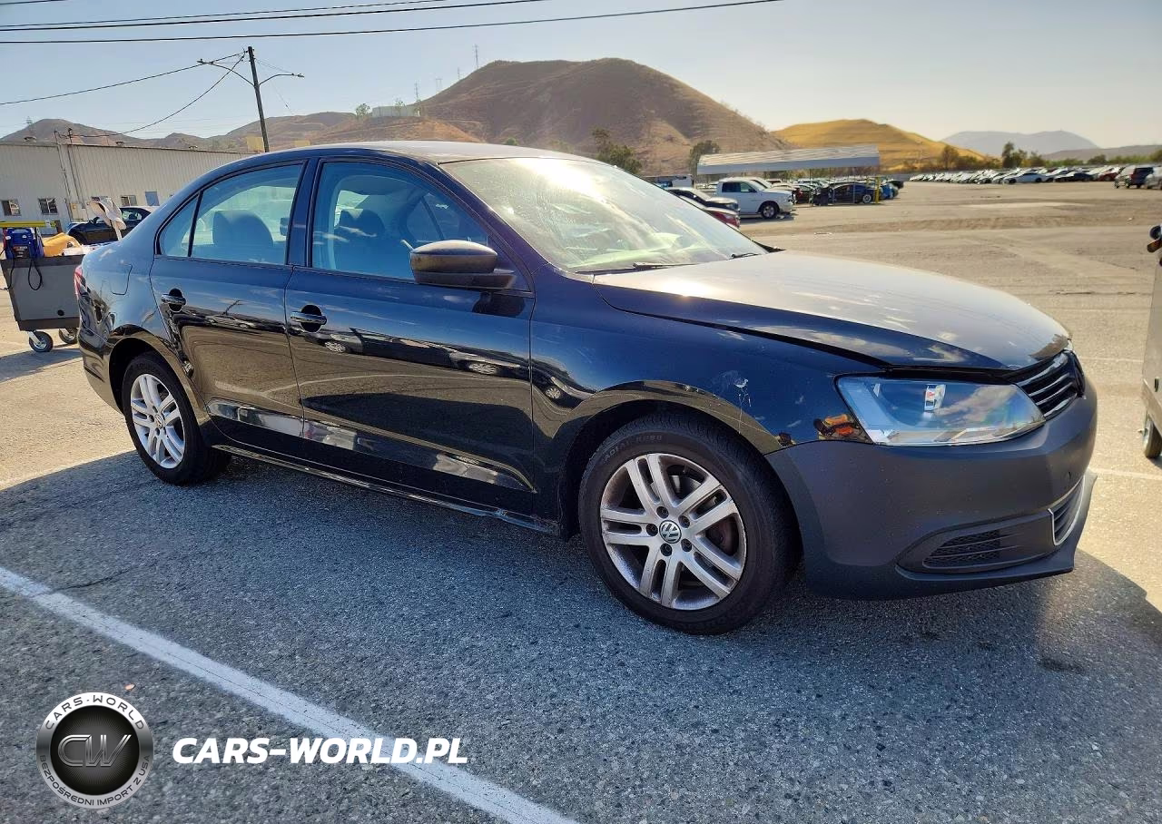 2011 Volkswagen Jetta Base VIN:3VW2K7AJXBM300533 - 4