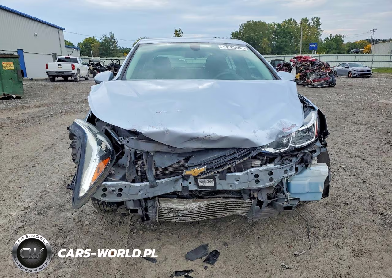 2017 Chevrolet Cruze Ls VIN:1G1BC5SM6H7131071 - 5