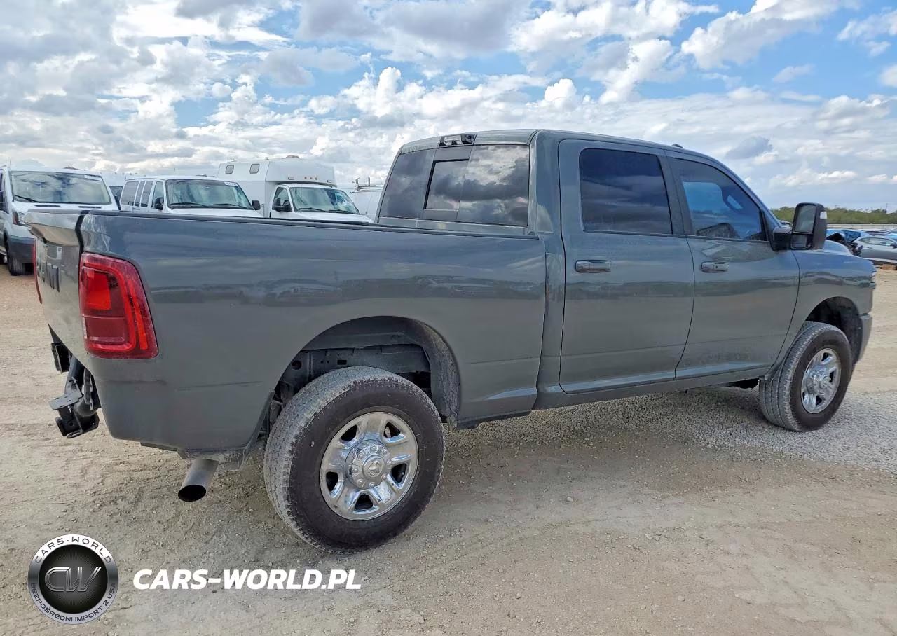 2026 Ram 2500 Laramie VIN:3C63R5FL4TG151609 - 3