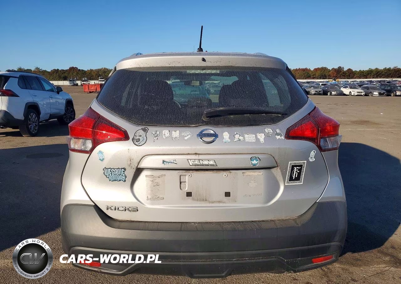 2019 Nissan Kicks S VIN:3N1CP5CU4KL513409 - 6