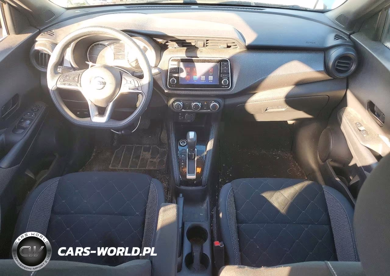 2019 Nissan Kicks S VIN:3N1CP5CU4KL513409 - 8