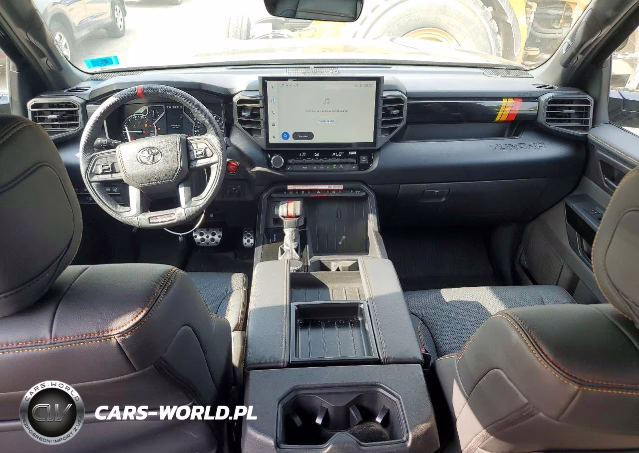 2025 Toyota Tundra Crewmax Limited VIN:5TFWA5DB8SX333315 - 8