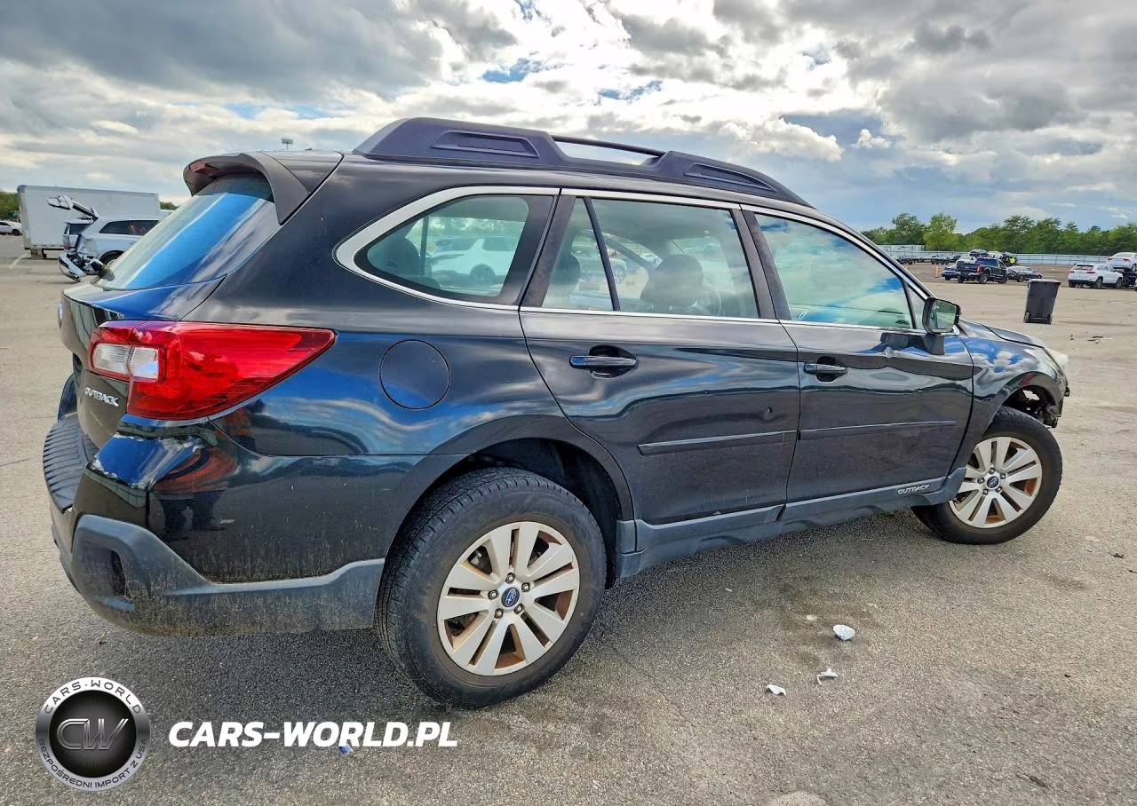 2019 Subaru Outback 2.5I VIN:4S4BSABCXK3208299 - 3