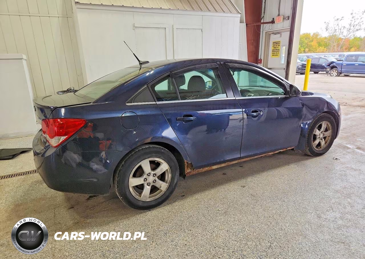 2013 Chevrolet Cruze Lt VIN:1G1PC5SB9D7282713 - 3