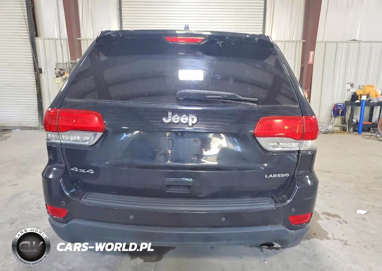 2017 Jeep Grand Cherokee Laredo VIN:1C4RJFAG4HC636739 - 6