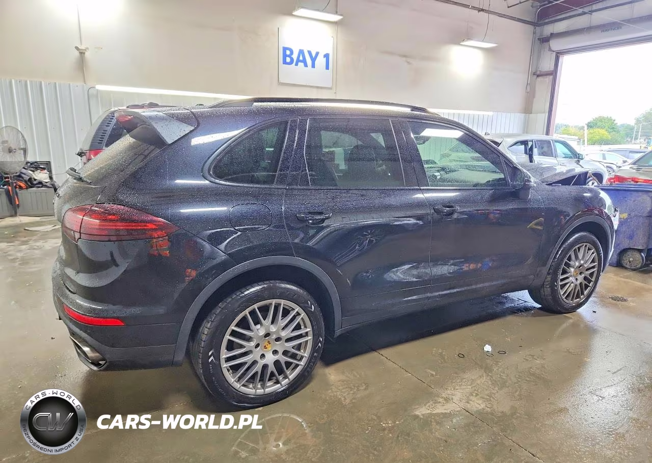 2018 Porsche Cayenne VIN:WP1AA2A28JKA05383 - 3