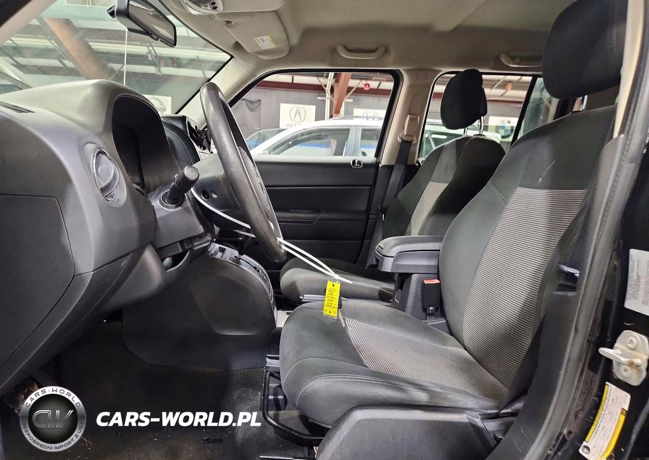 2017 Jeep Patriot Sport VIN:1C4NJRBBXHD142124 - 7