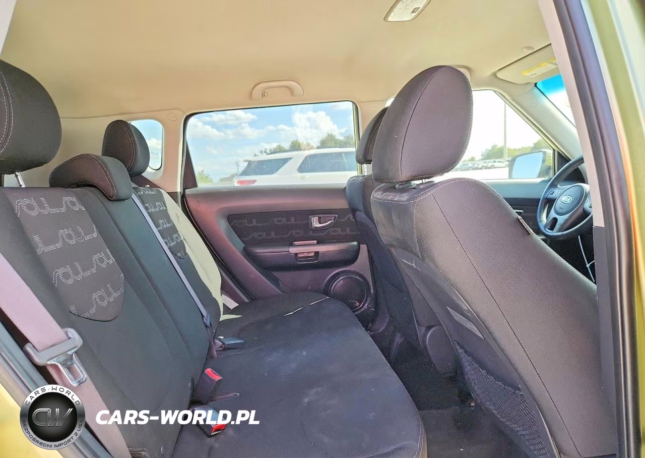 2012 Kia Soul + VIN:KNDJT2A6XC7412108 - 10