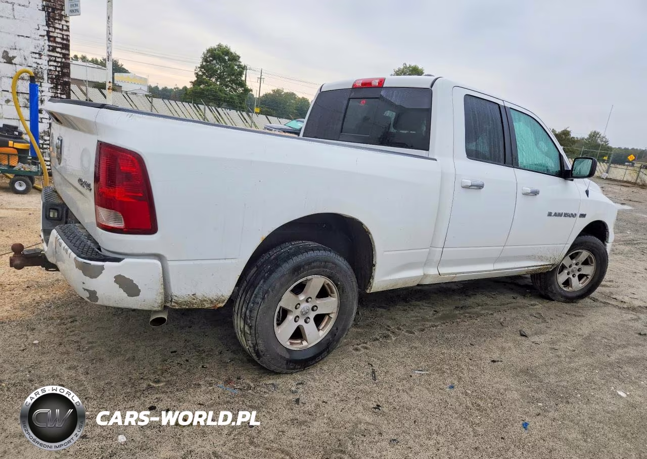2011 Dodge Ram 1500 VIN:1D7RV1GT8BS518109 - 3
