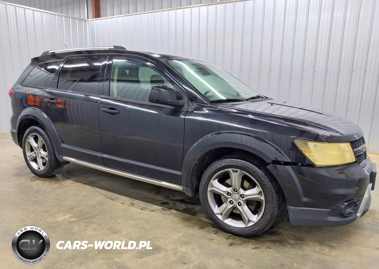 2017 Dodge Journey Crossroad VIN:3C4PDDGG1HT639421 - 4