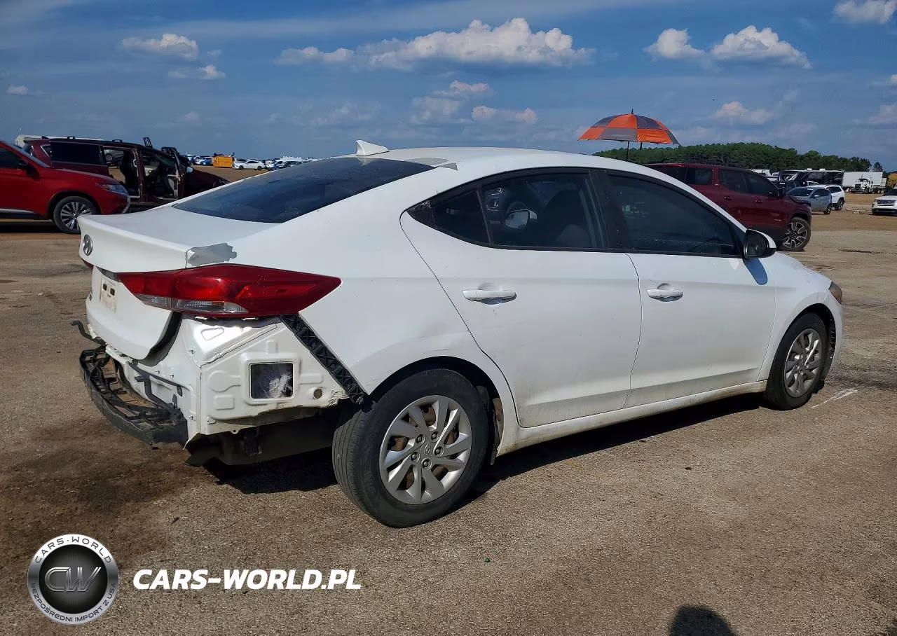 2017 Hyundai Elantra Se VIN:5NPD74LF9HH211104 - 3