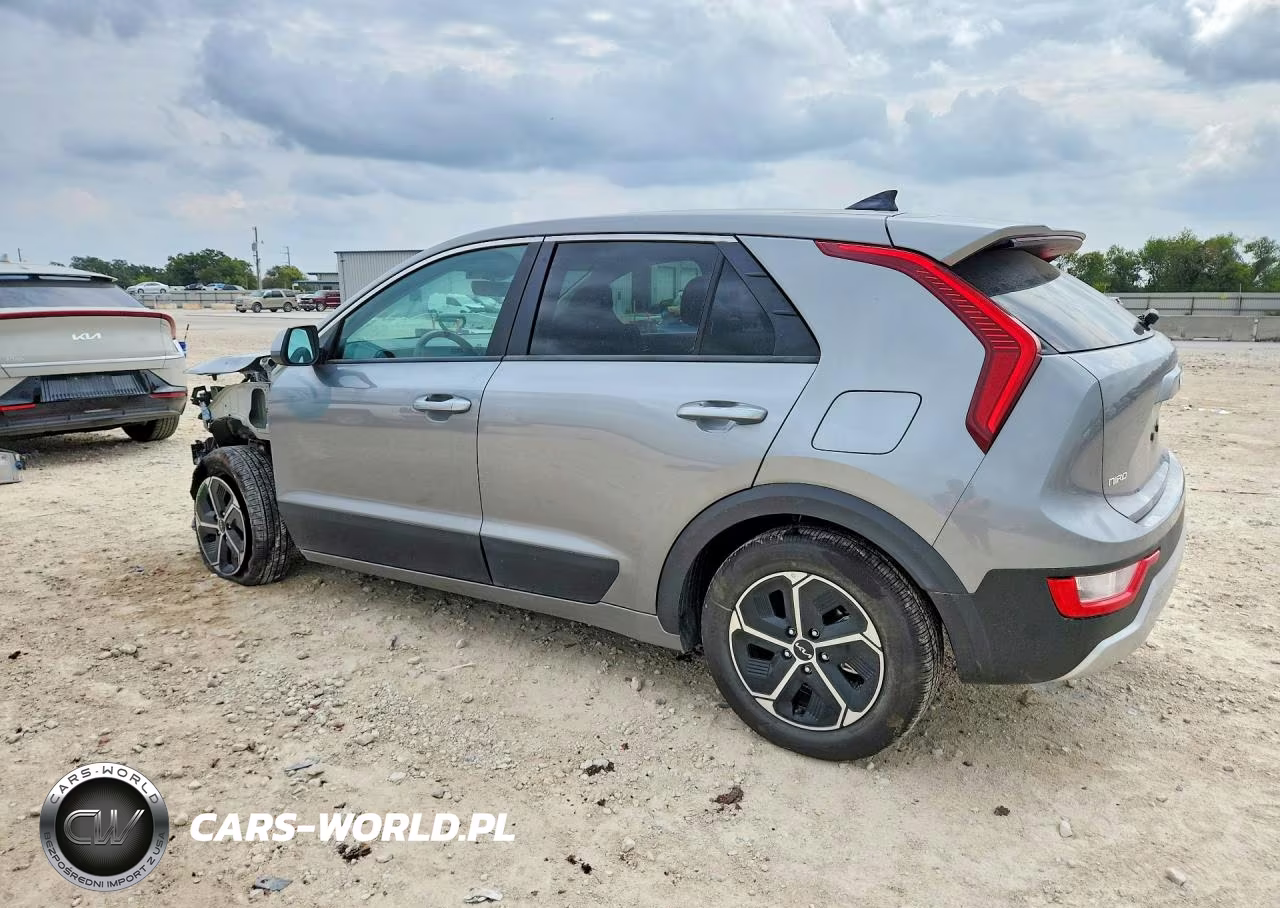 2026 Kia Niro Lx VIN:KNDCP3LE2T5358645 - 2
