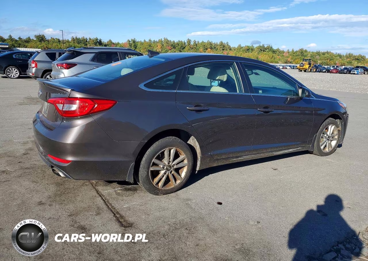 2016 Hyundai Sonata Se VIN:5NPE24AF3GH293478 - 3