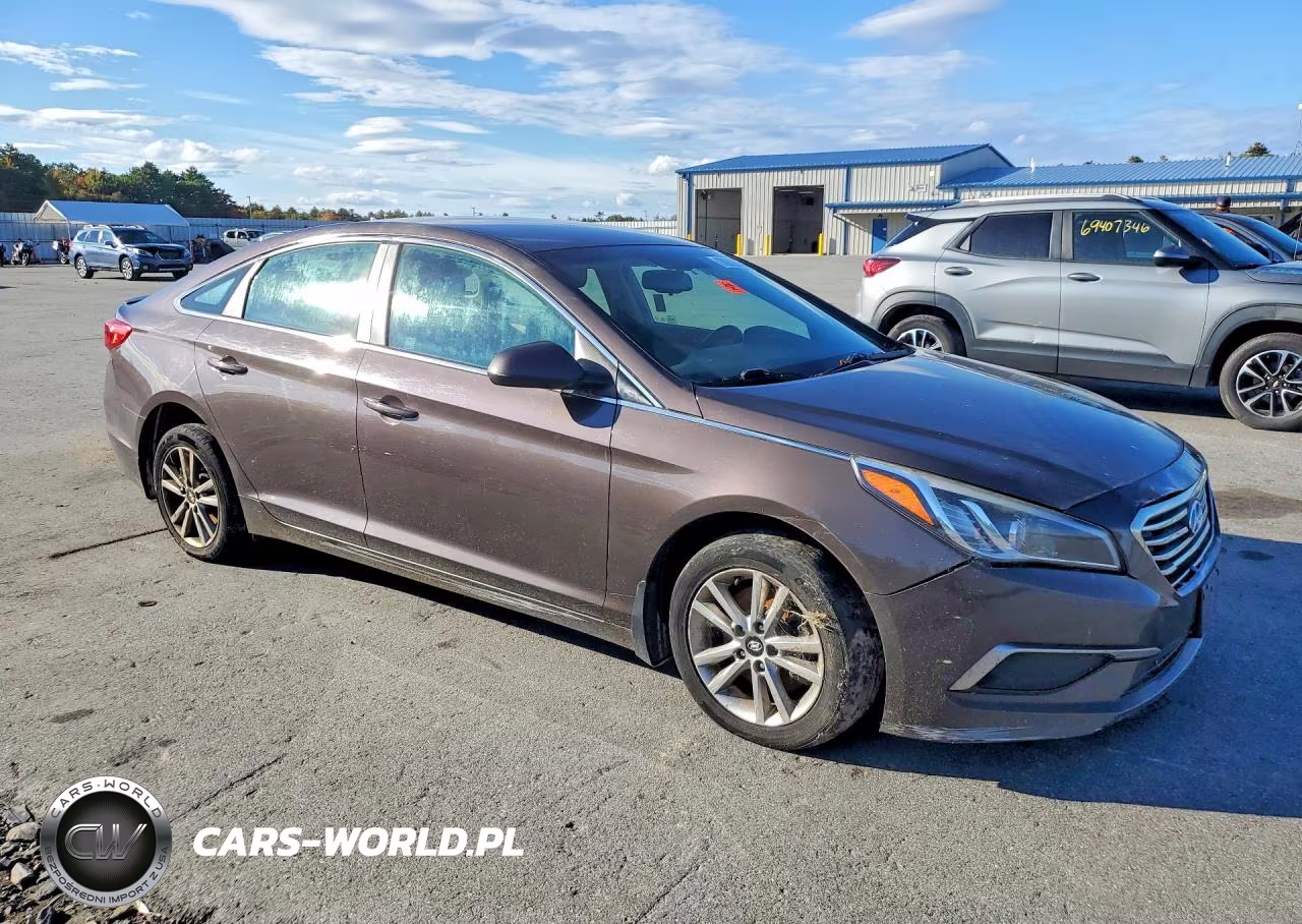 2016 Hyundai Sonata Se VIN:5NPE24AF3GH293478 - 4