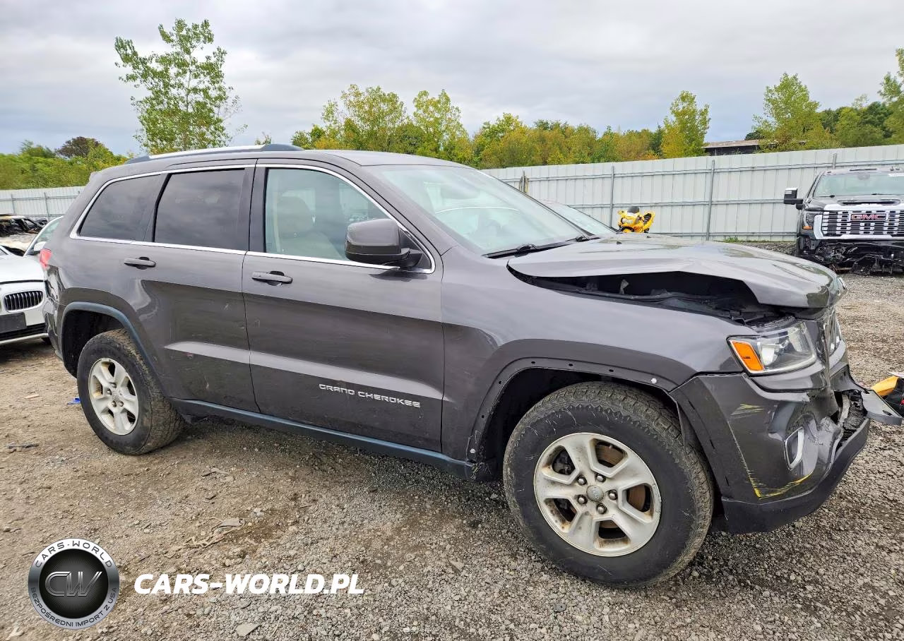 2014 Jeep Grand Cherokee Laredo VIN:1C4RJFAG8EC439729 - 4